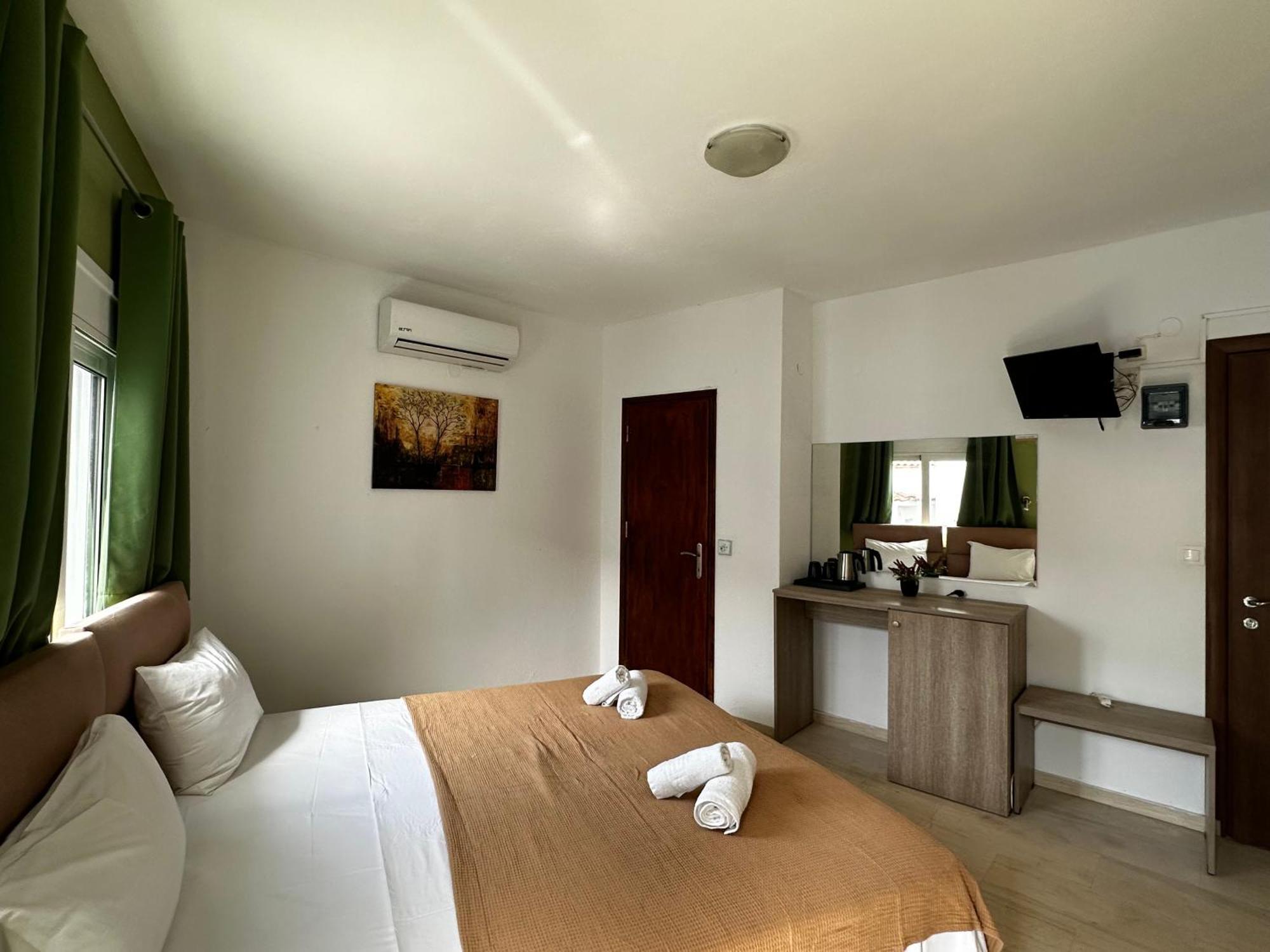 Skiathos Hills Studios Exterior foto